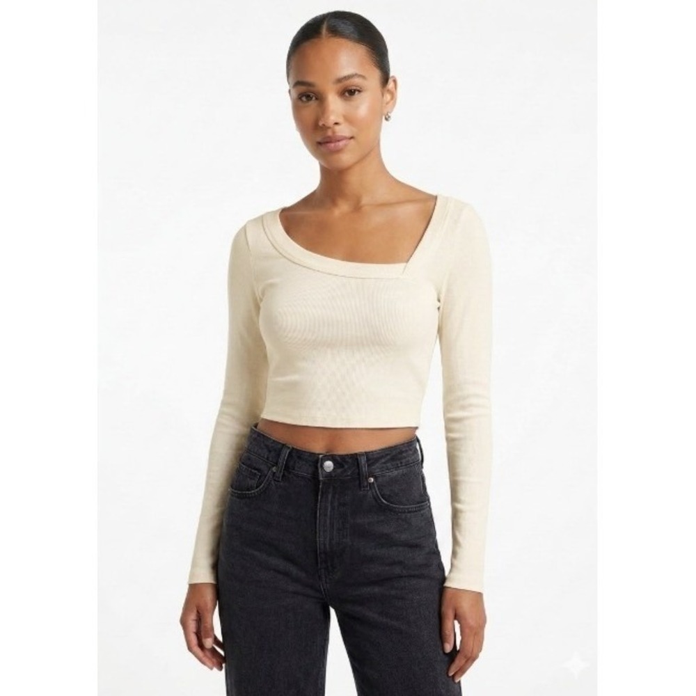 Beige Botany | White Ribbed Asymmetrical Neck Long Sleeve Crop Top | Size M